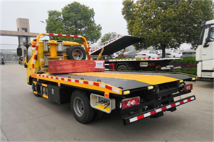 前郭尔罗斯道路救援拖车报价